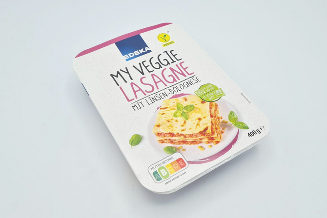 Wie schmeckt die vegane Lasagne mit Linsen-Bolognese von Edeka?