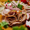Veganer Schinken: Diese Sorten schmecken uns am besten! [Testbericht]